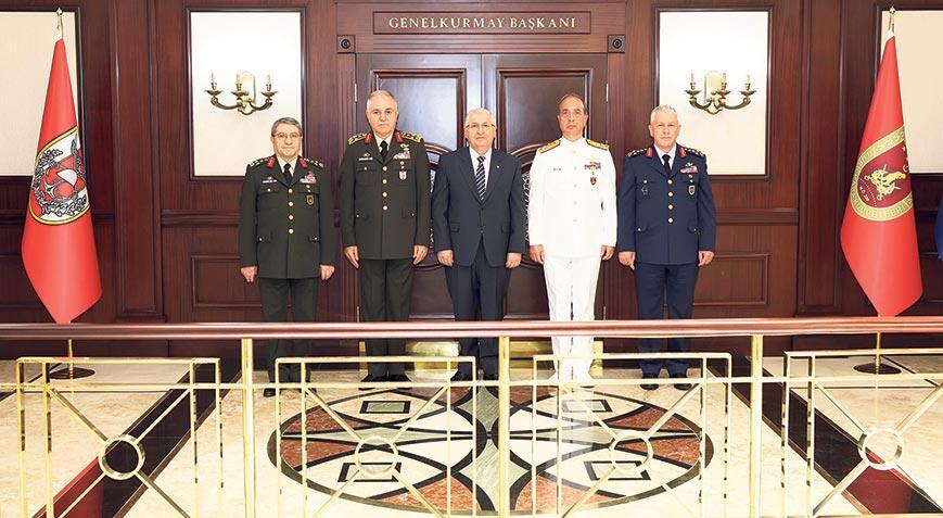 TSK’da devir teslim