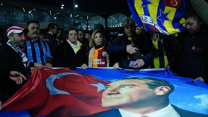 Galatasaray ve Fenerbahçe’ye İstanbul’da unutulmaz karşılama!