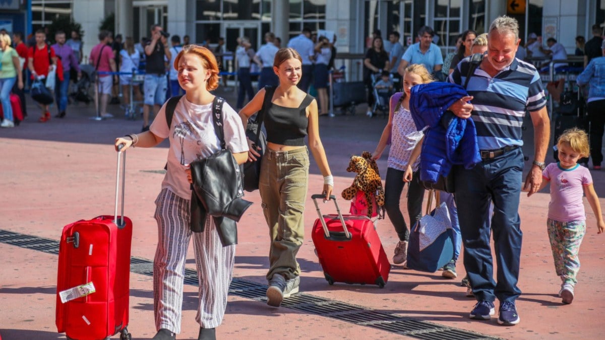Antalya’dan turizmde bir rekor daha: Ocak ayında 229 bin 97 turist geldi