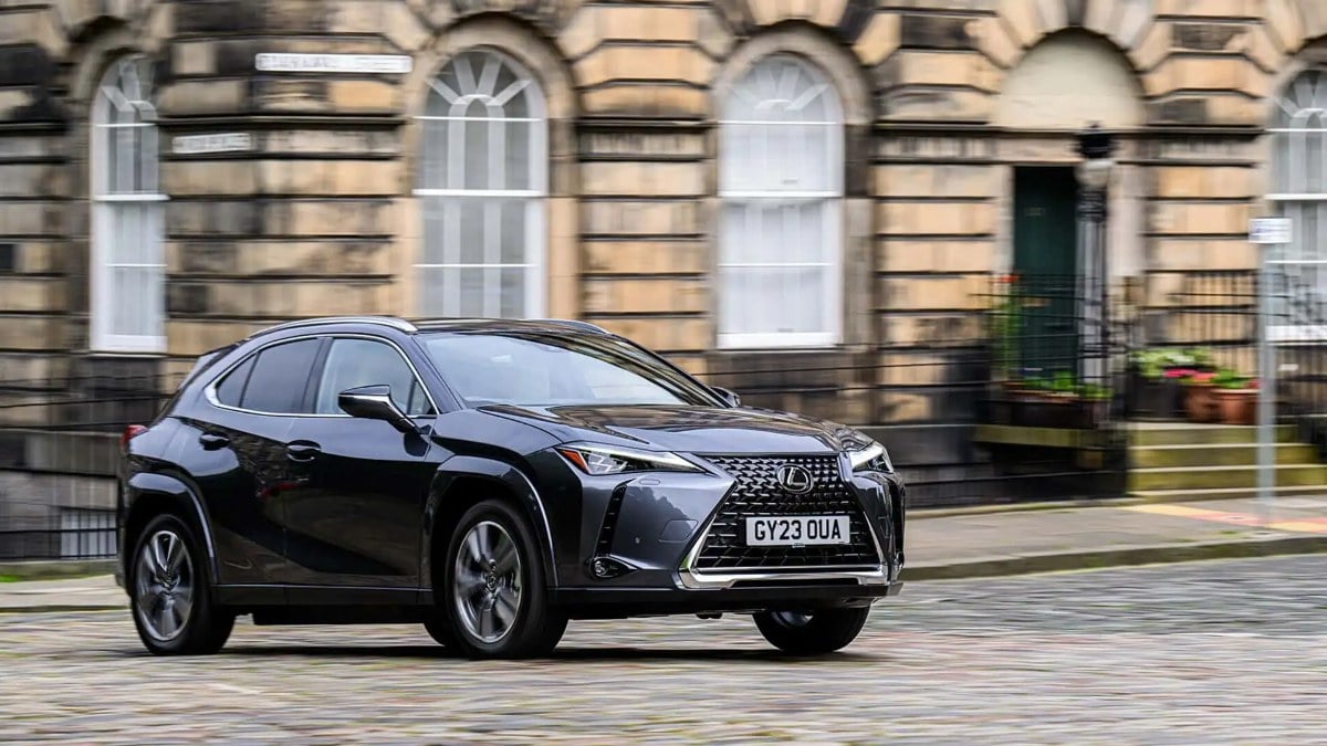 Elektrikli Lexus UX 300e Türkiye’de satışa sunuldu
