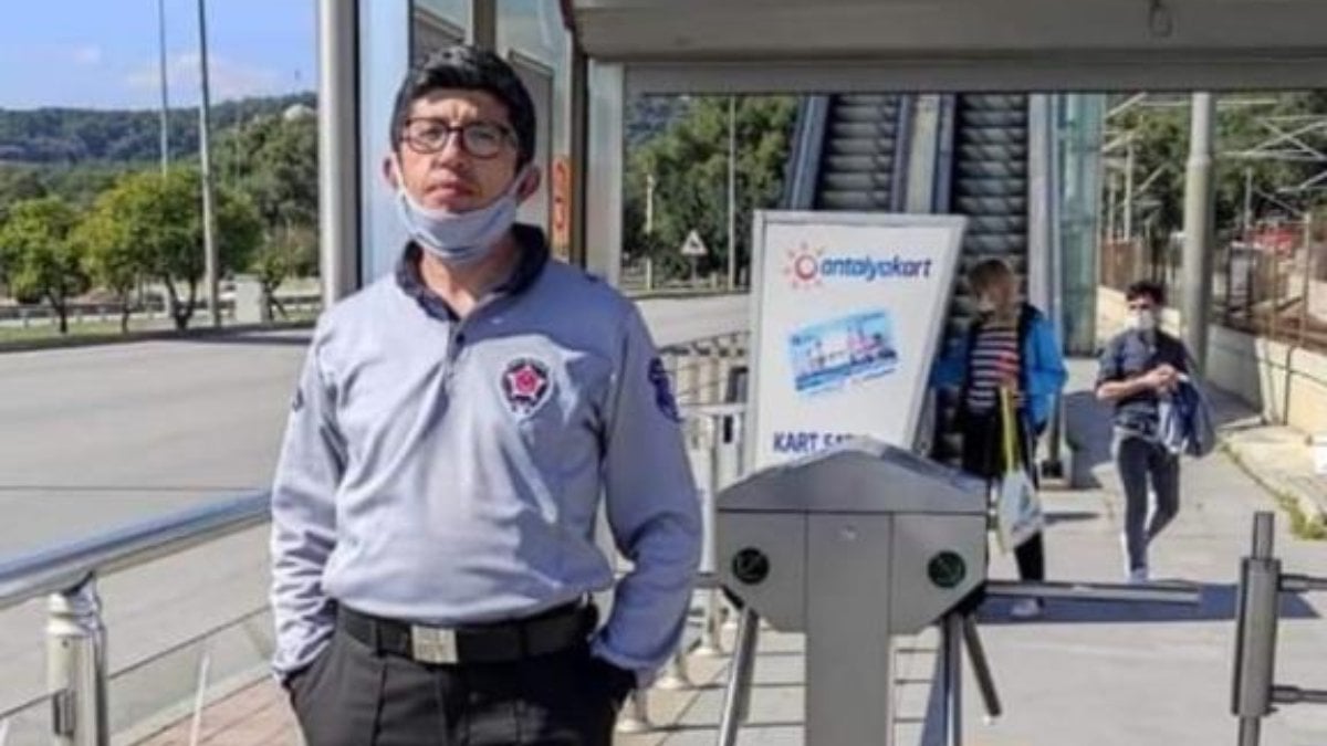 Antalya’da eski sevgililerin kavgasını ayırmak isterken öldürüldü