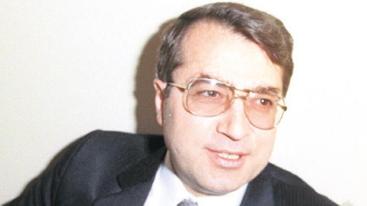 Sadık Ahmet anıldı