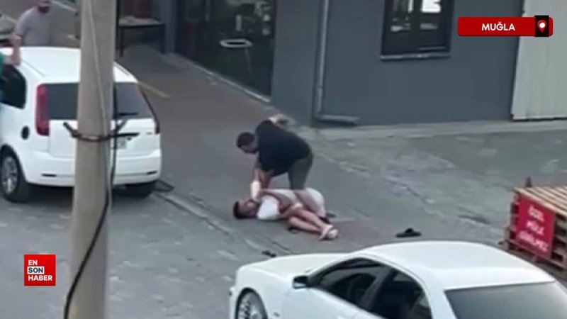 Muğla’da sokak ortasında kardeşini silahla vurdu