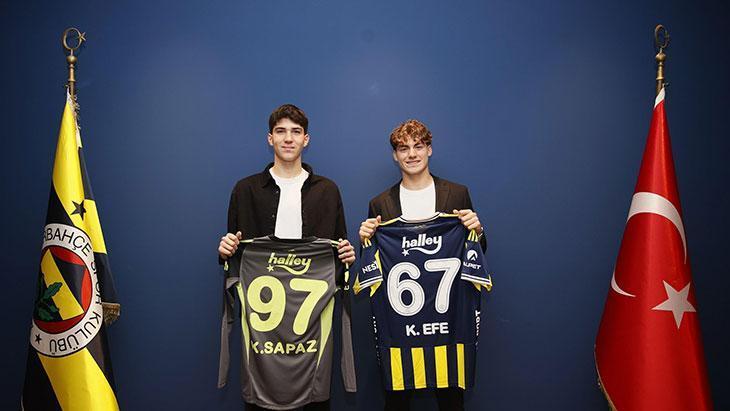 Fenerbahçe genç oyuncuları için imza töreni düzenledi!